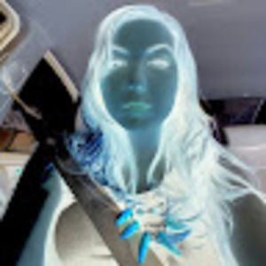 Meet your Posher, Brianne